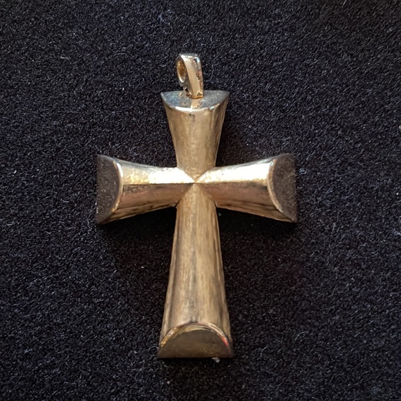 Vintage brushed gold large cross necklace pendant - Picture 6 of 6